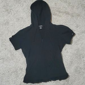 Short sleeve hoodie